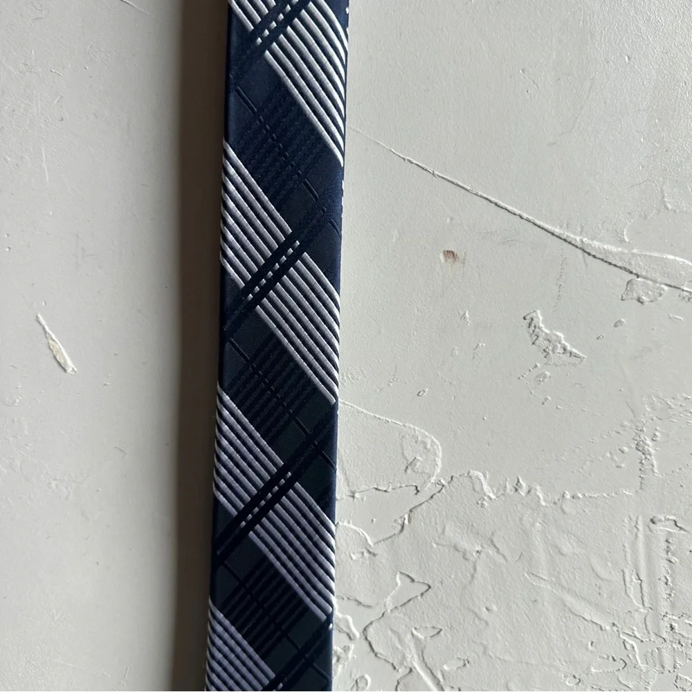 Dallas Cowboys NFL Necktie Navy Plaid Star Logo Football Preppy Fanwear